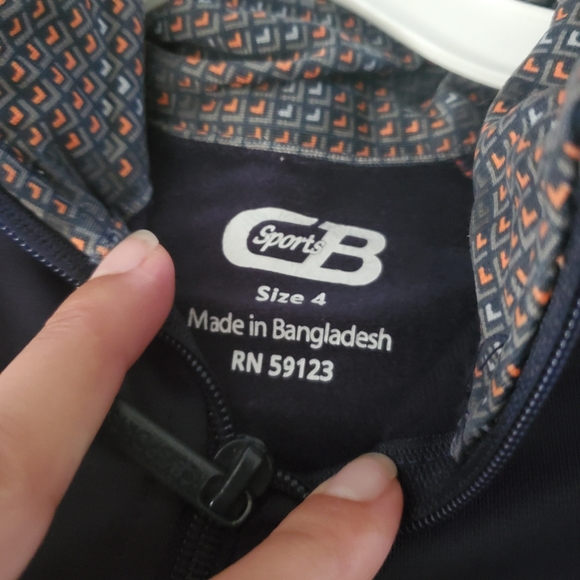 3 piece set includes zip up , athletic pants and tshirt new with tags si… - Picture 4 of 4